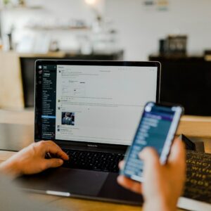Traçabilité et sécurité des données lors du rachat de matériel IT : ce que les entreprises doivent savoir